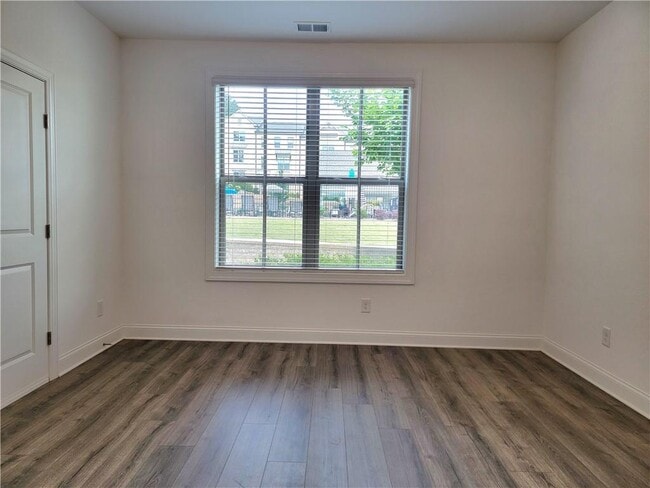 Building Photo - 3691 Ample Ave