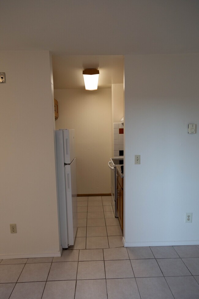 Foto del edificio - 4230 NE 8th Ave