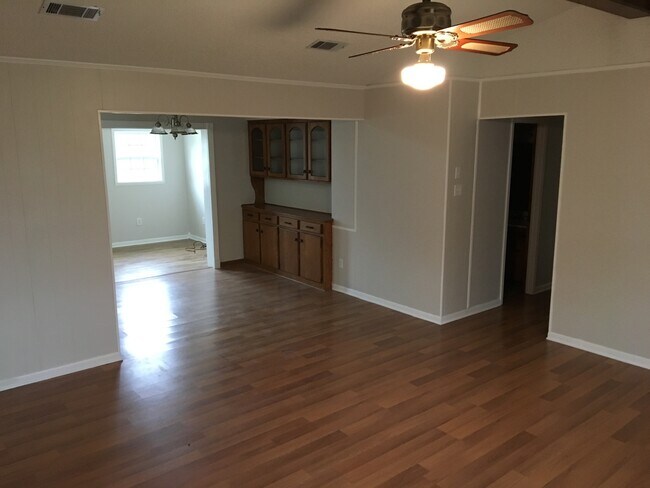 Foto del edificio - 3506 Highmeadow Ln