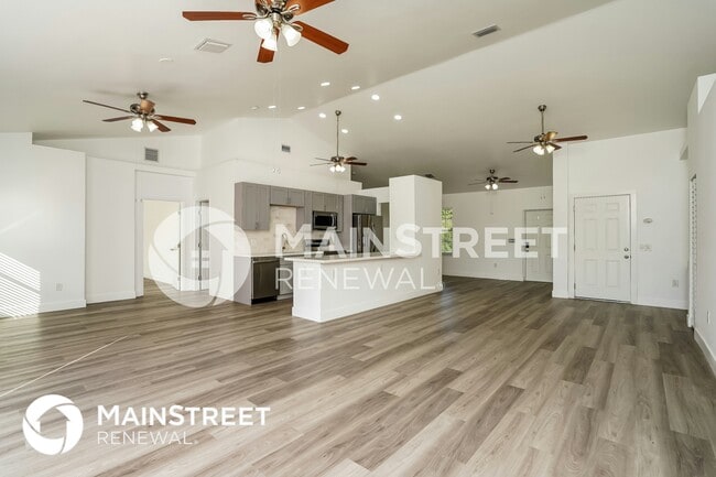 Building Photo - 5227 3rd St W