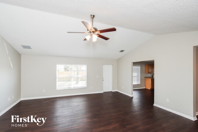 Foto del edificio - 782 Merrimac St SE