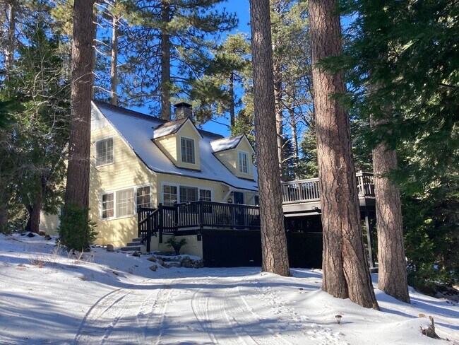 Foto del edificio - Enchanting Cottage