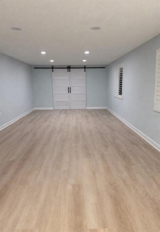 Foto del edificio - 676 El Centro