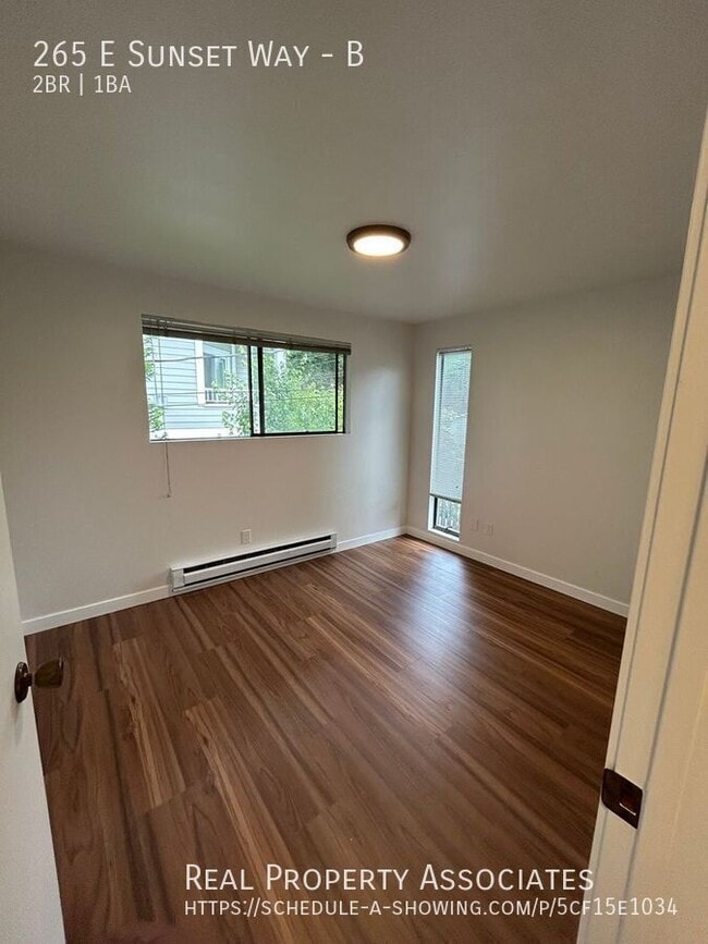 Building Photo - 265 E Sunset Way
