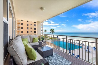 Building Photo - 603 Longboat Club Rd