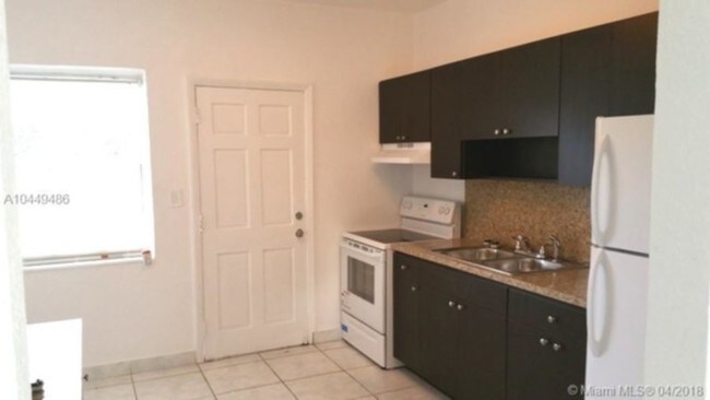Building Photo - Overbrook Shores 3BR/2BA home...