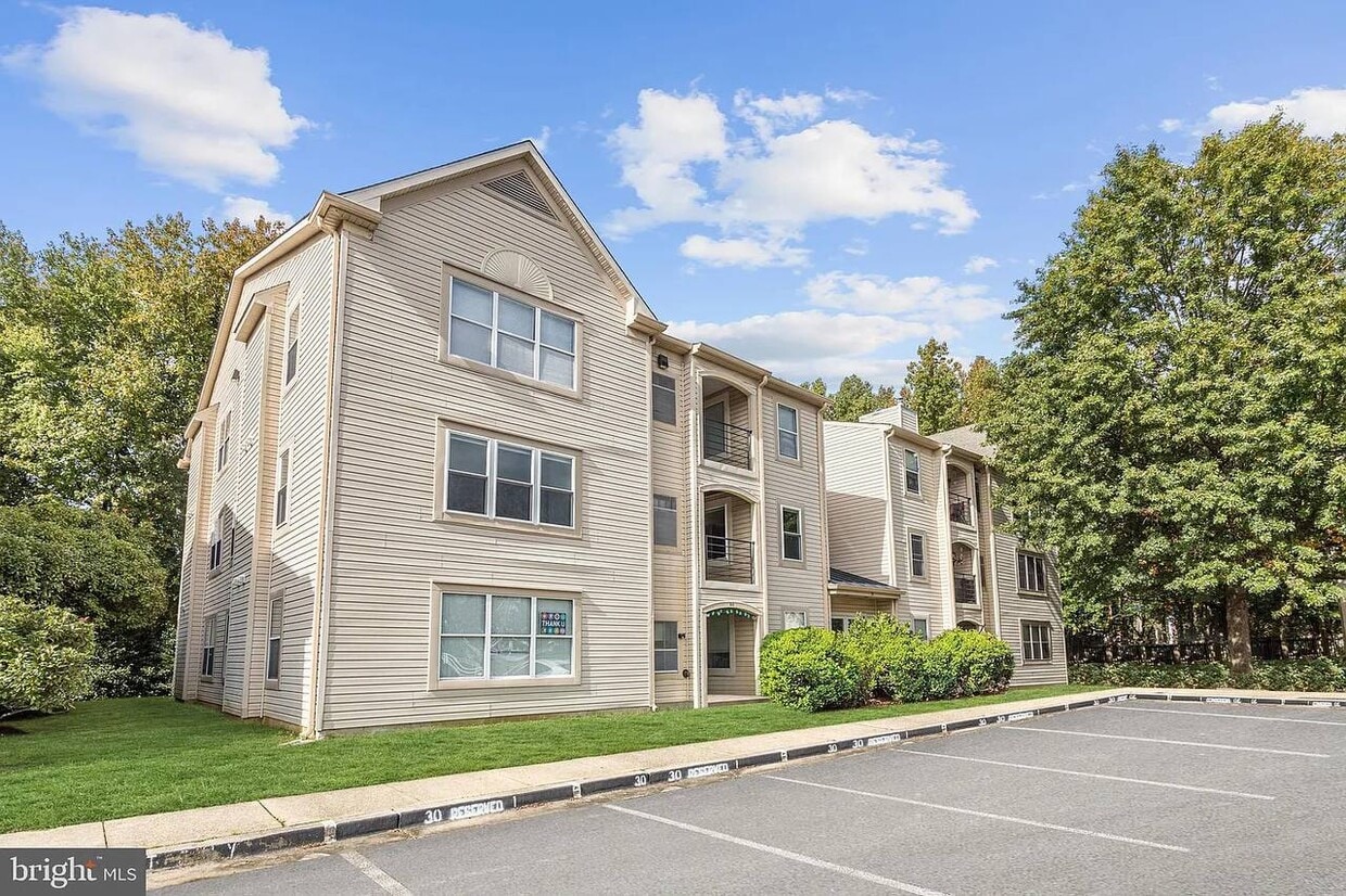 30 Hearthstone Ct Unit E, Annapolis, MD 21403 Condo for Rent in