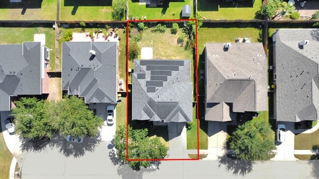 Foto del edificio - 9006 Sunny Brook Ln