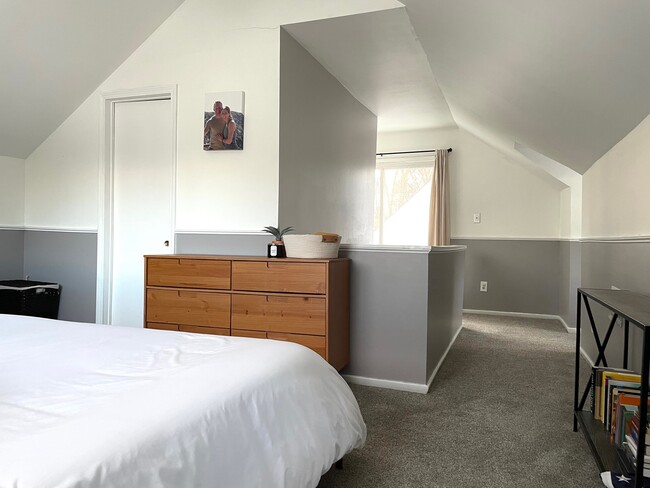 Master Bedroom - 1591 Dorothea Rd