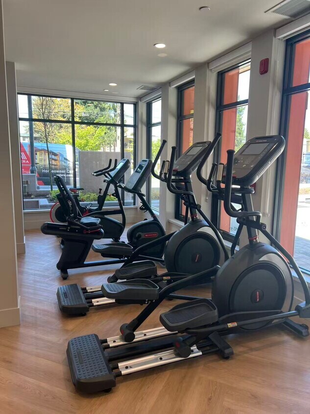 Photo principale - 13238 105 Av