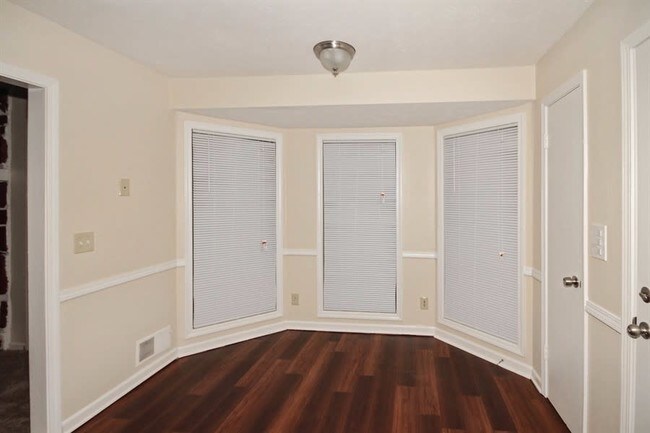 Building Photo - 1011 Stone Mill Way