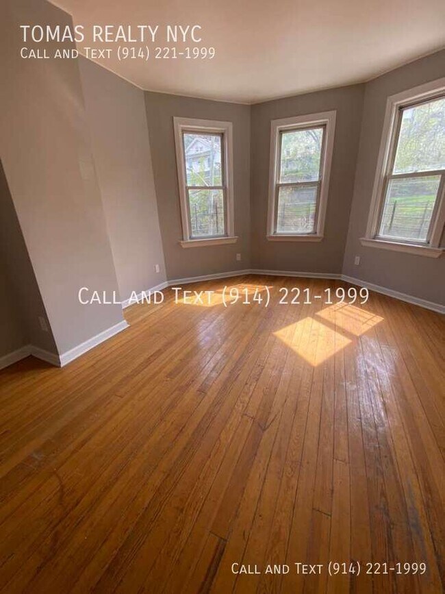 Foto del edificio - 74 Glenwood Ave