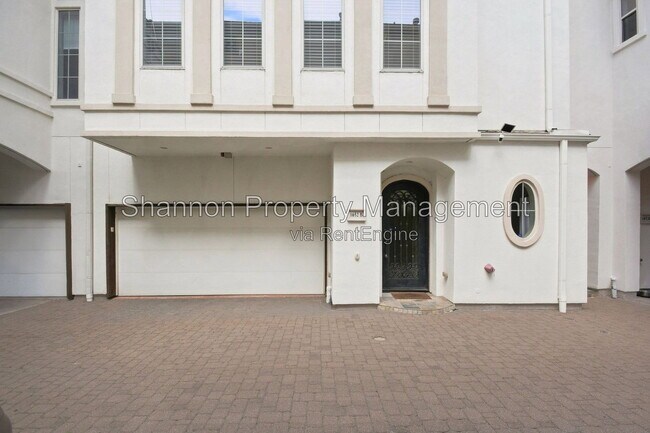 Foto del edificio - 1652 Norfolk St