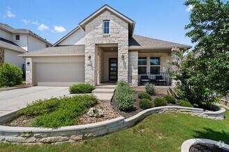 Building Photo - 332 Saturnia Dr