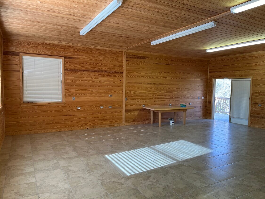 Foto principal - 3505 Lone Man Mountain Rd