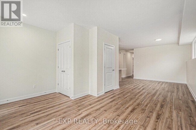 Photo du bâtiment - 897-897 Laurier St