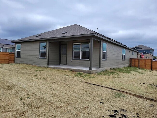 Building Photo - 408 Barcelona