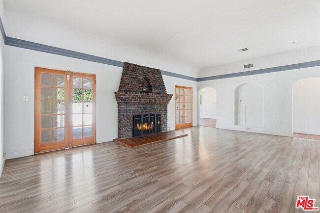 Foto del edificio - 10440 Johanna Ave