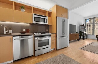Building Photo - 29 Beekman St