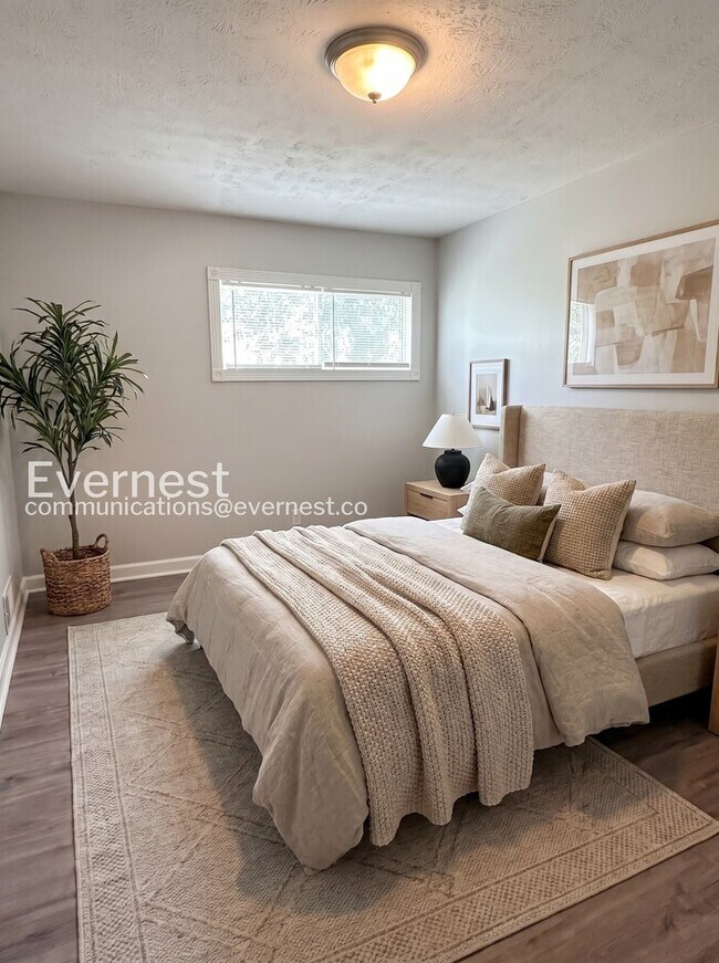 Foto del edificio - 6437 Maddox Rd