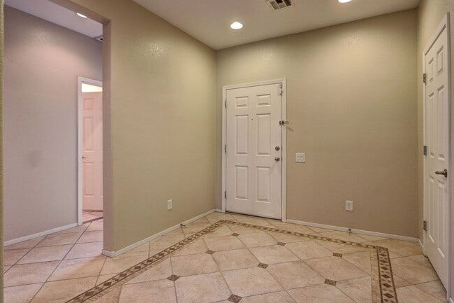 Building Photo - 11512 W Sleepy Heaven Pl