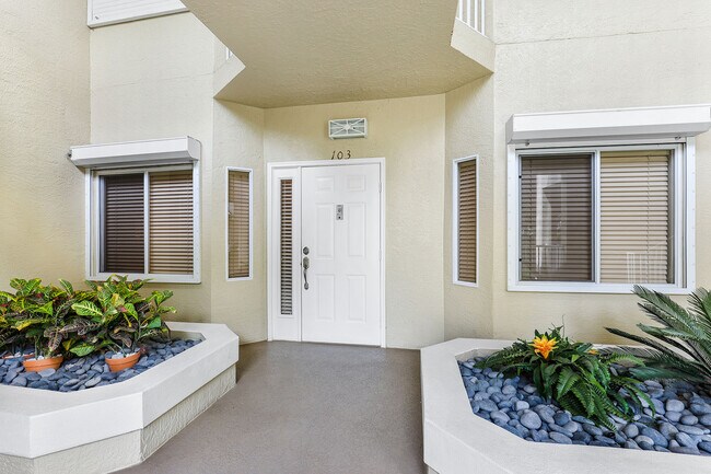 Building Photo - 7654 Pebble Creek Cir