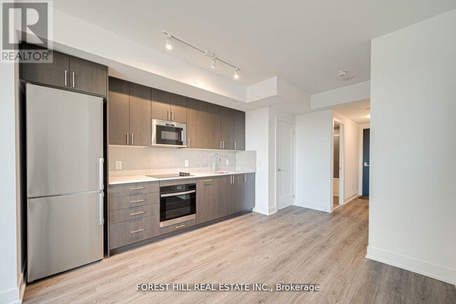 Photo du bâtiment - 2545 Simcoe St N