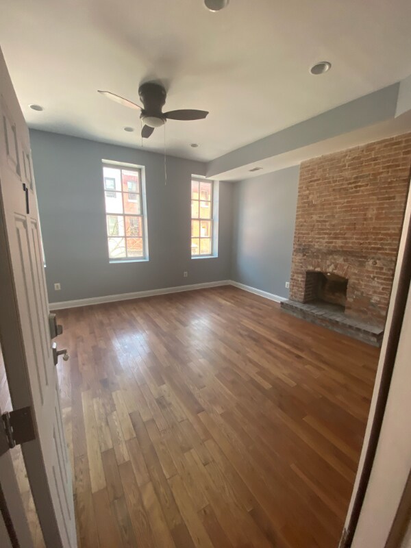 Foto del edificio - 1404 McCulloh St