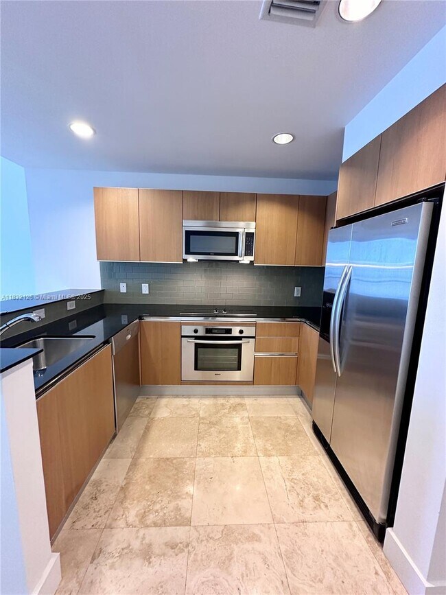 Foto del edificio - 1060 Brickell Ave