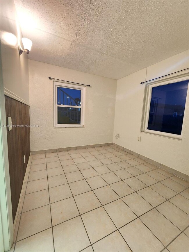 Building Photo - 4133 Commercial Dr