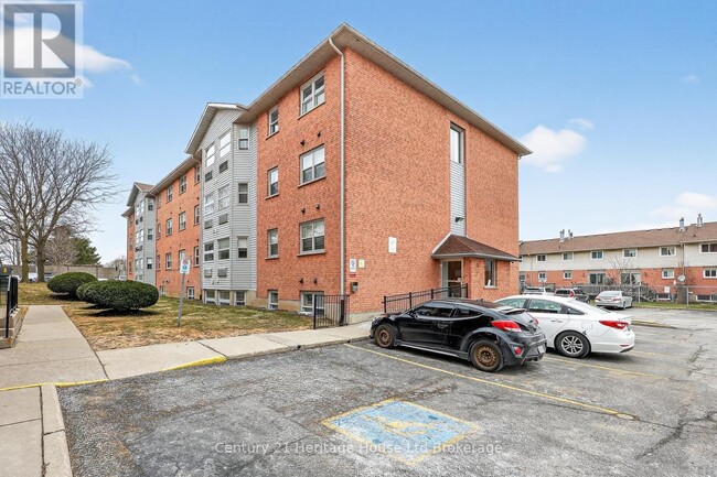 Building Photo - 64 Hiawatha Rd