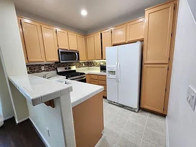 Foto del edificio - Updated with Pool, 3 Bd 2.5 Ba Chula Vista (91913)