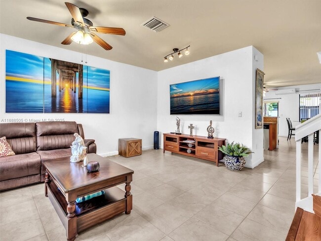 Foto del edificio - 8926 W 35th Ct