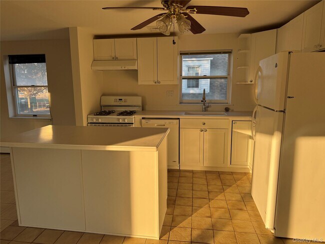 Foto del edificio - 906 Polk Ave