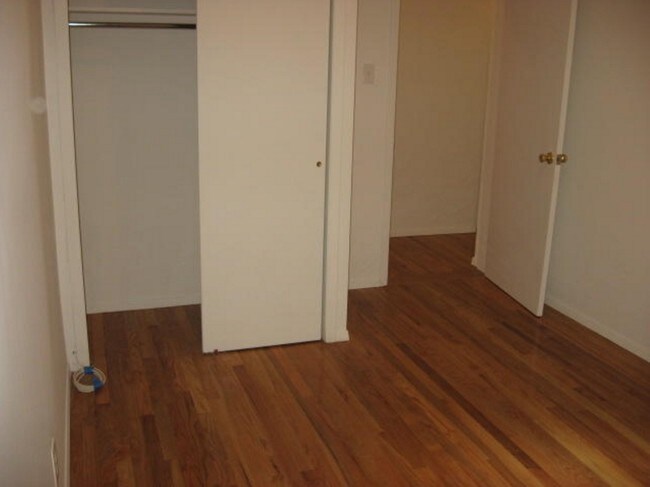 Foto del edificio - 62 W 10th St