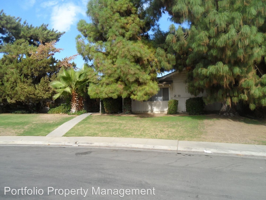 2611 Dr Unit D, Bakersfield, CA 93306 Condo for Rent in