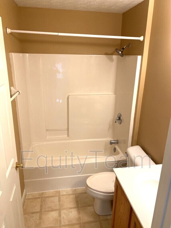 Foto del edificio - 1536 Old Ln Ave