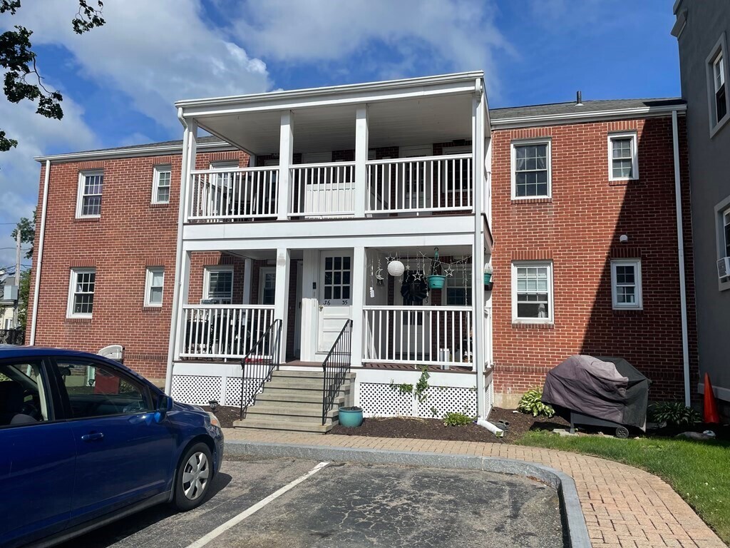 180 S Main St Unit 33, Attleboro, MA 02703 Condo for Rent in
