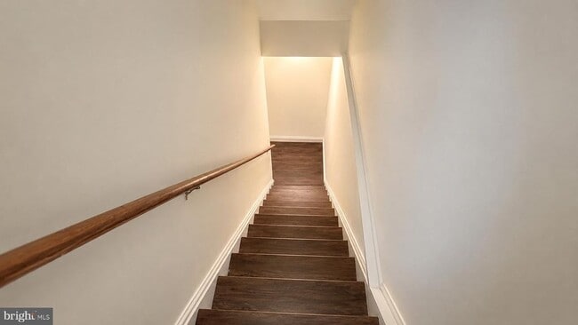 Building Photo - 12554 Cantilever Ct