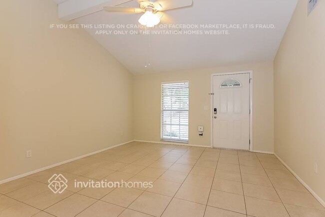 Foto del edificio - 714 Valley Hill Dr