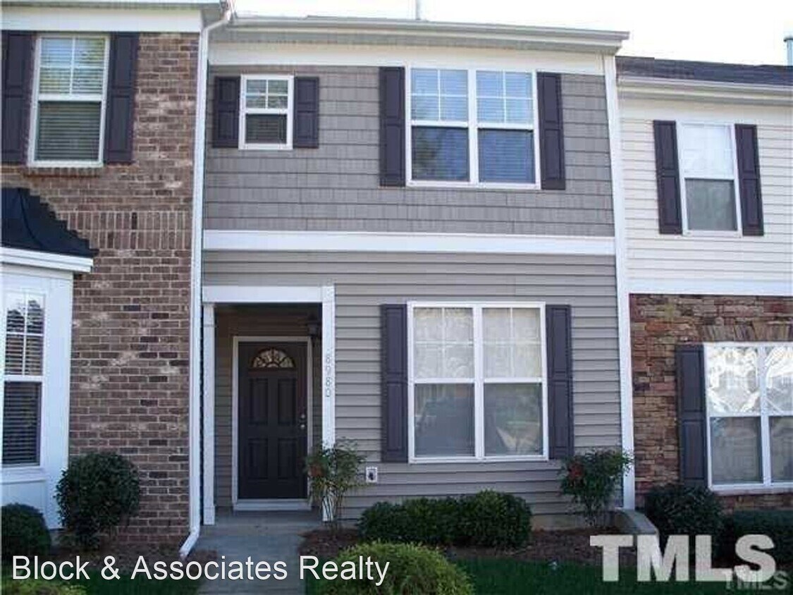 Primary Photo - 2 br, 2.5 bath House - 8980 Camden Park
