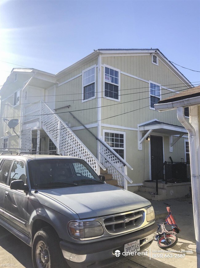 Building Photo - 2 br, 1 bath Apartment - 4252 37th St -