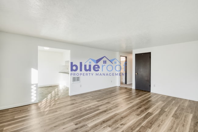 Building Photo - 14904 SE Arista Dr