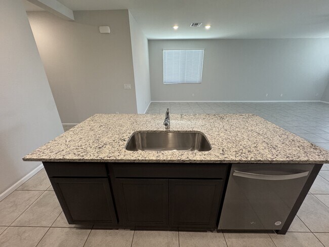 Building Photo - 24623 W Mohave St