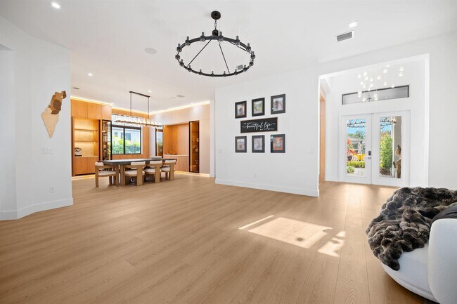 Foto del edificio - 5735 SW 104th Ter