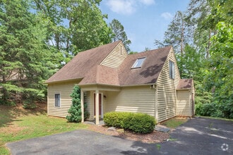 Building Photo - 1617 Sagewood Dr