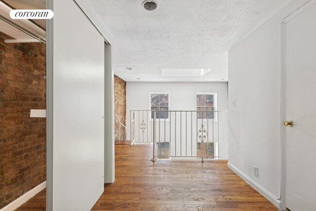 Building Photo - 207 W 22nd St