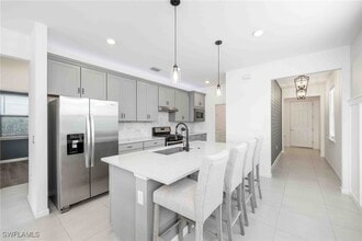 Building Photo - 2179 Yellowfin Cir