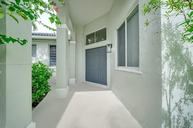 Building Photo - 1212 Camellia Ln