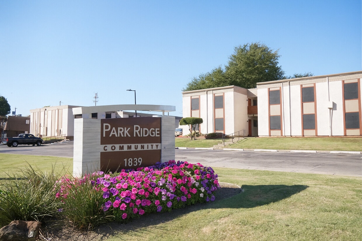 Primary Photo - Parkridge